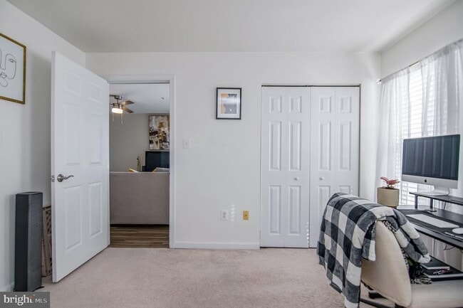 Building Photo - 1066 Gardenview Loop