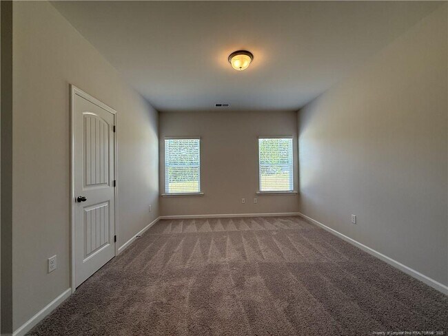Building Photo - 274 Deodora Ln