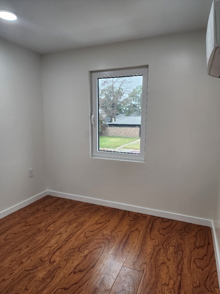 Building Photo - 5701 Argonne Blvd