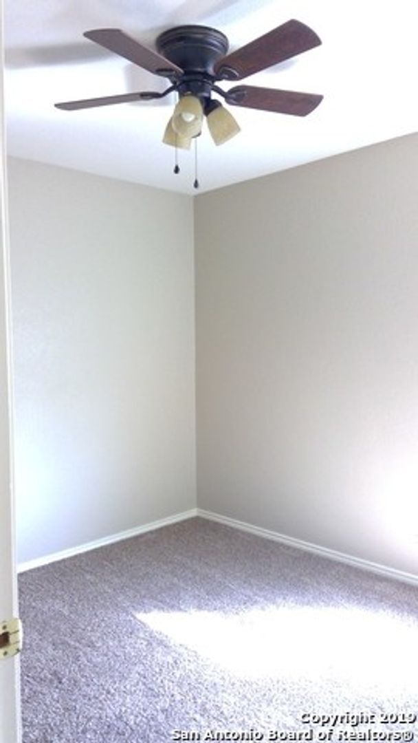 Building Photo - Townhouse near Medical Center in Gated Community