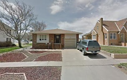 2 Bedroom Duplex - 306 W 15th St
