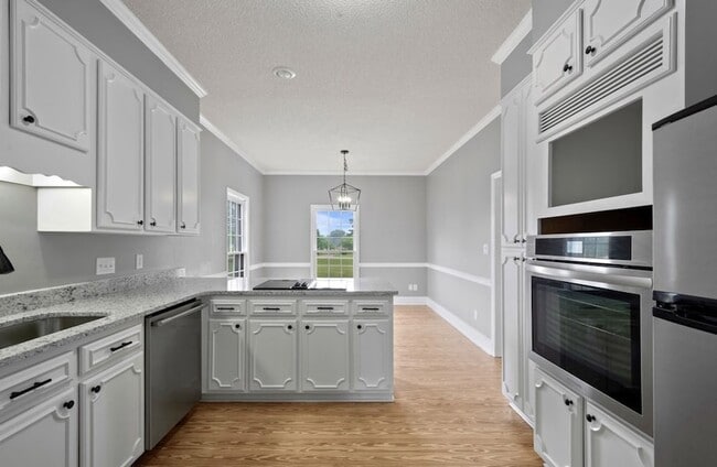 Building Photo - 485 Fussell Rd