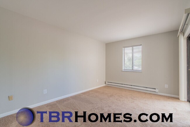 Building Photo - 7855 Barbara Ann Dr