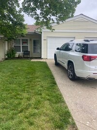 Building Photo - 3216 Meadow Trail Dr