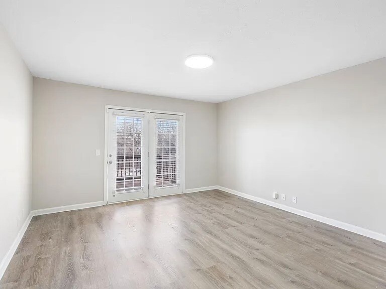 Building Photo - 420 Elysian Fields Rd