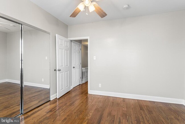 Building Photo - 518 S 56th St