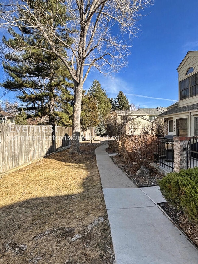 Building Photo - Comfort Meets Community in Centennial with 2 Car Garage / 3 beds & 3 baths / Available Now!