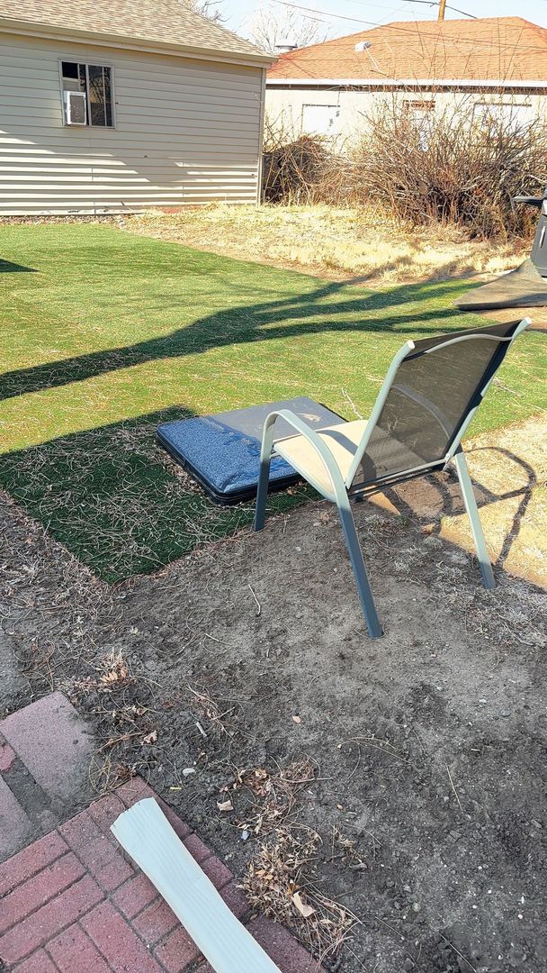 Building Photo - Raised Ranch with Second Kitchen in Prime Location