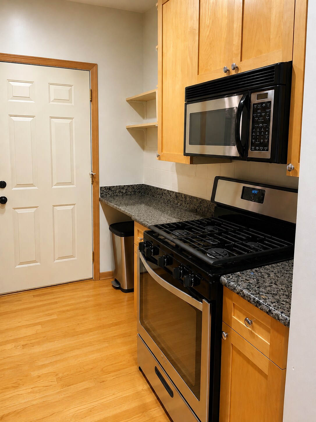 Building Photo - 5206 S Drexel Ave