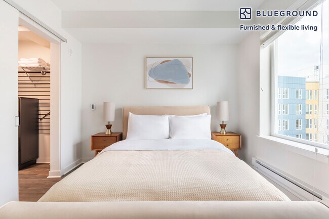 Building Photo - 15301 NE Turing St