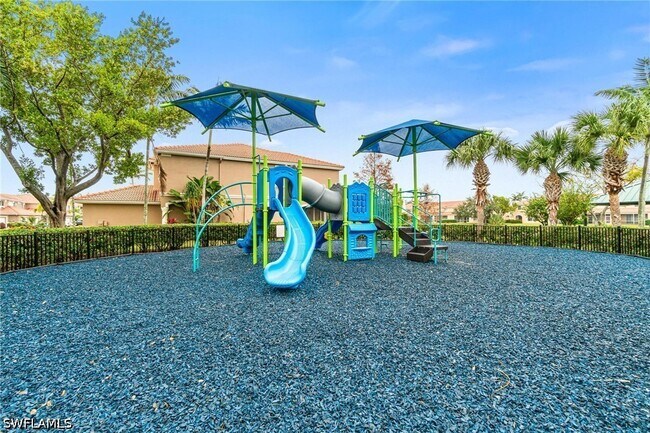 Building Photo - 17533 Laurel Grove Ct