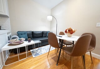 Building Photo - 230 W 113th St