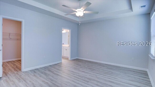 Building Photo - 179 Garden Row Dr N