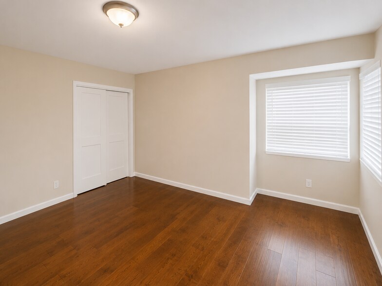 Building Photo - 5920 Wilkinson Ave