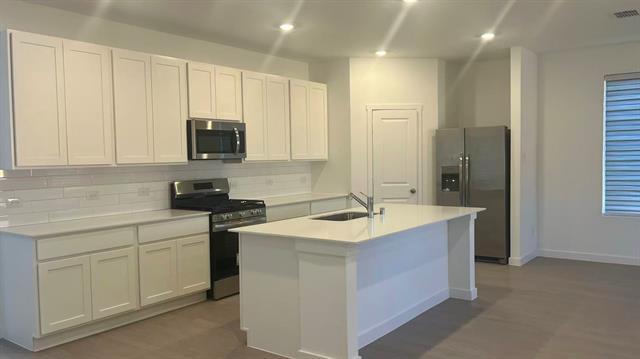 Building Photo - 909 Calley Pear Trl