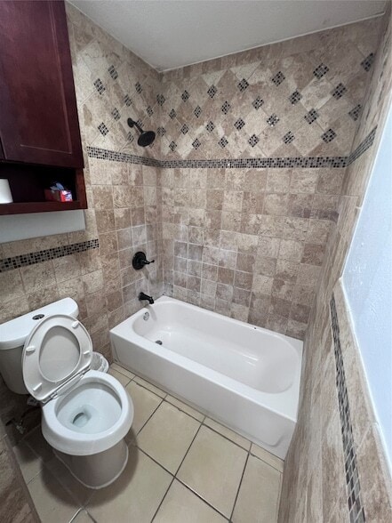 Building Photo - 818 Fairlawn Dr