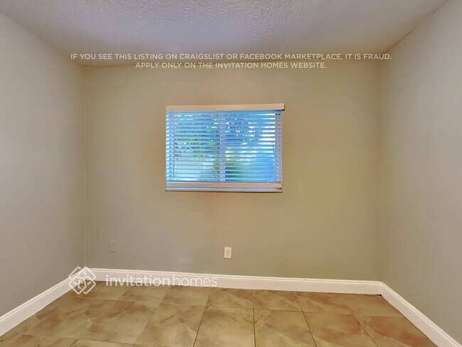 Building Photo - 151 Heron Pkwy