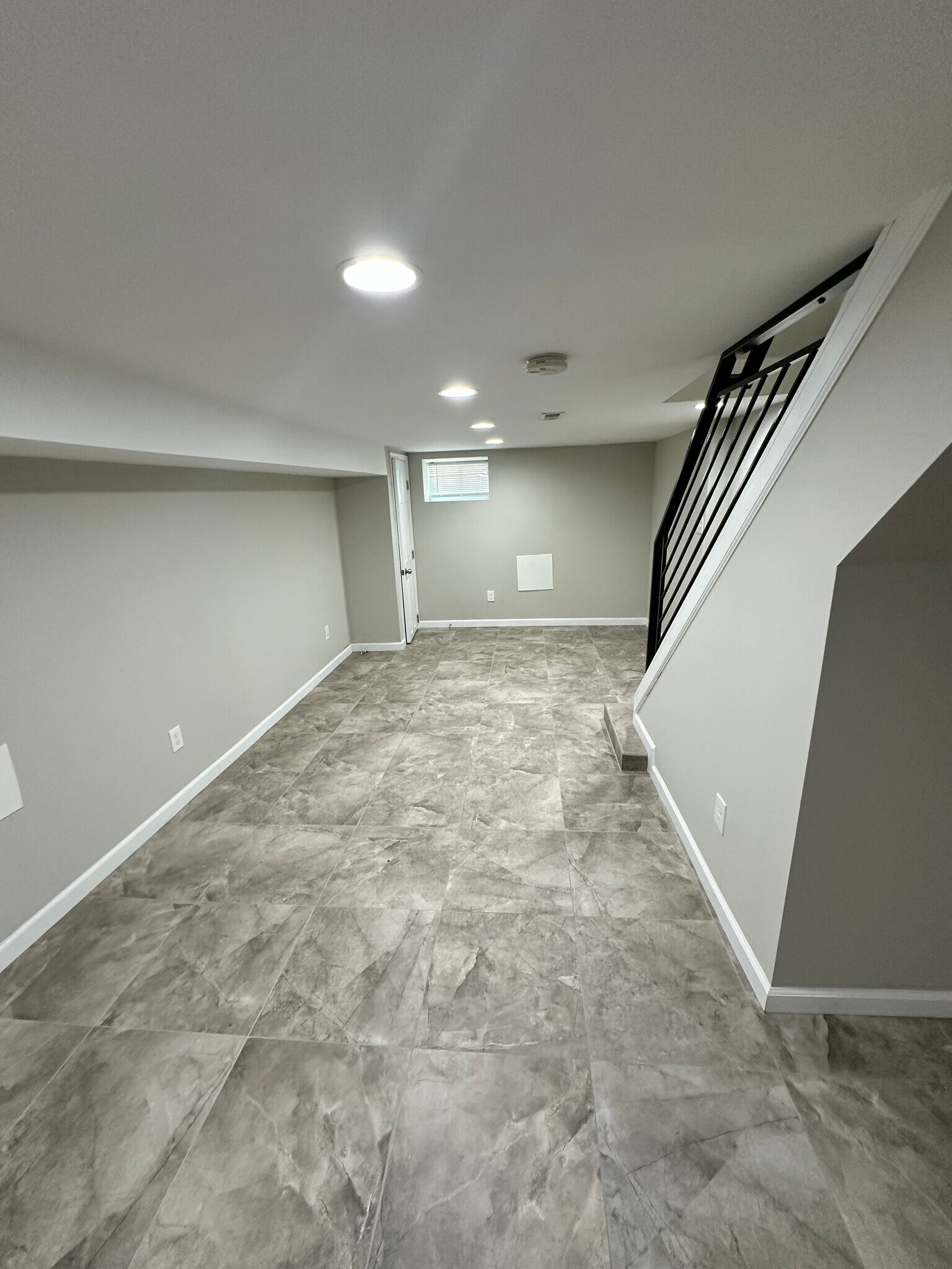 Building Photo - 1920 S Bonsall St