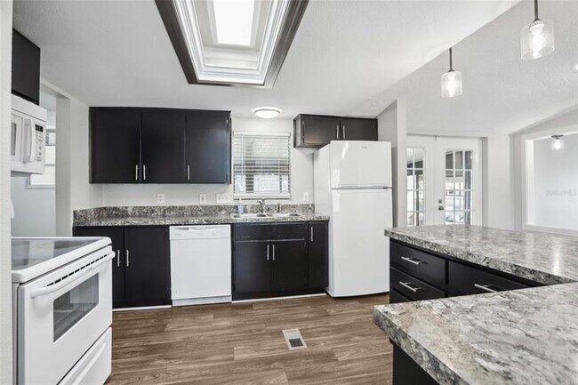 Building Photo - 3121 Briar St