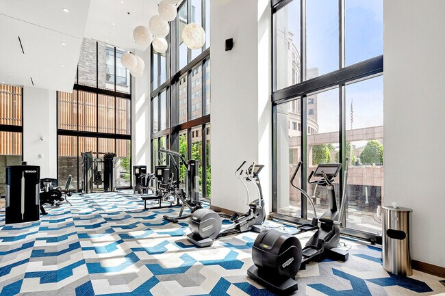 Building Photo - 1400 W Peachtree St NE