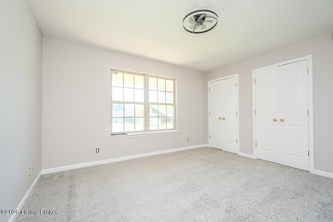 Building Photo - 6305 Leisure Ln