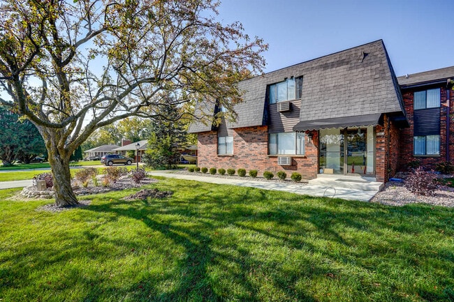 Building Photo - 3367 S 100th St