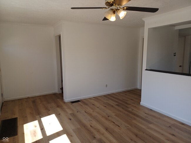 Building Photo - 670 Cleveland St