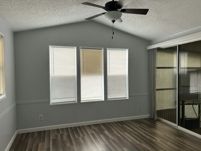 Building Photo - 21320 Lake Bambi Cir