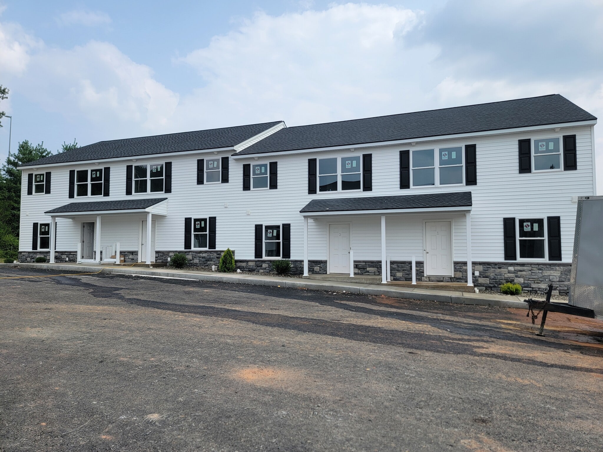 Building Photo - 1334 Reading Rd