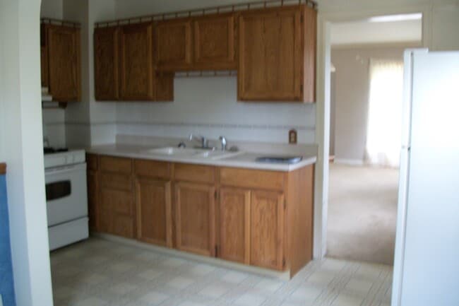 Building Photo - 1902 Cheyenne Pl