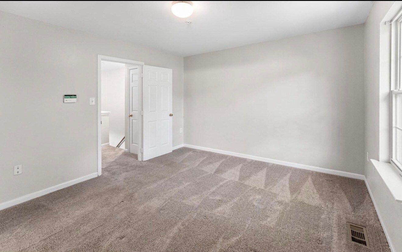 Building Photo - 7016 Migliori Ct