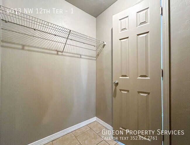 Building Photo - 4013 NW 12th Terrace