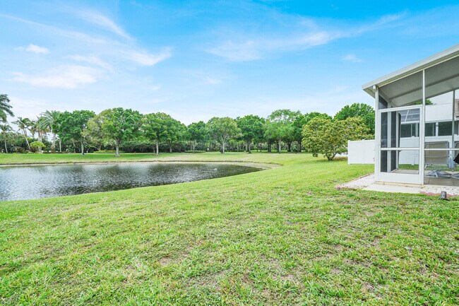 Building Photo - 6404 C Durham Dr