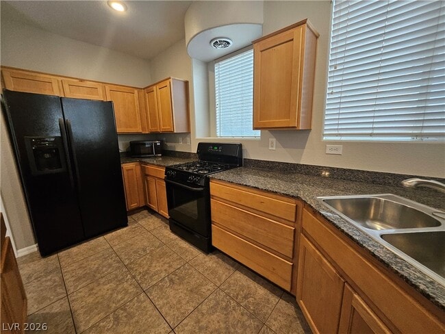 Building Photo - 520 Foster Springs Rd