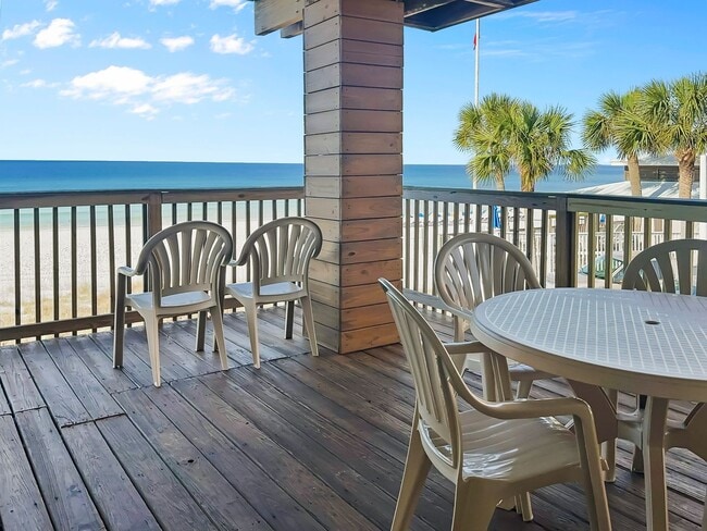 Building Photo - Amazing 3-Bed Condo with HUGE porch on the beach