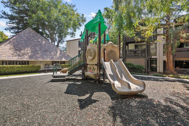 Building Photo - 7765 W 91st St