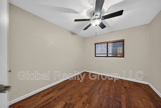 Building Photo - 12914 Ocean Glade