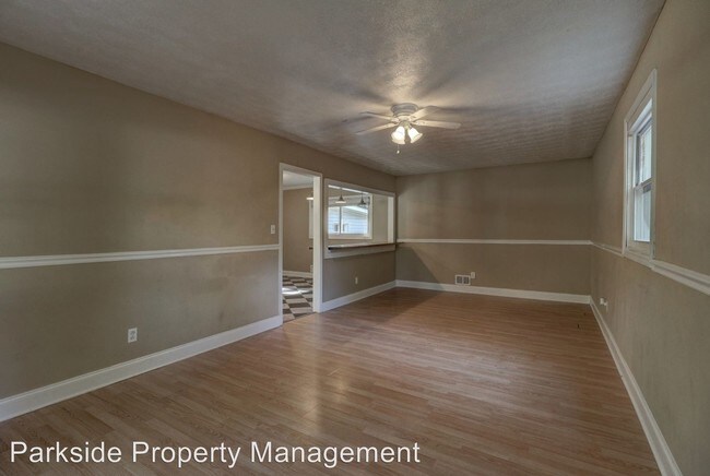 Building Photo - 3 br, 1 bath House - 43 Darwin Dr