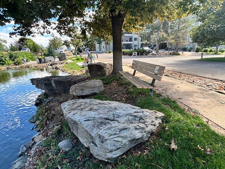 Building Photo - 13890 E Marina Dr