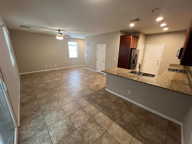 Building Photo - A Fabulous 3 Bedroom House in NW  Las Vegas