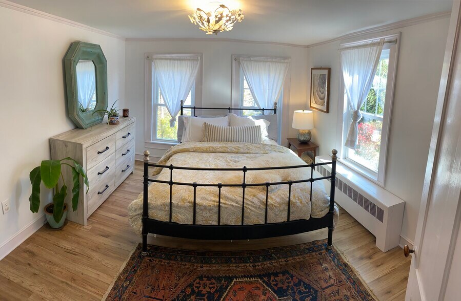 Master Bedroom - 80 Torrington Ave