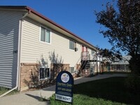 Building Photo - 740 2nd St