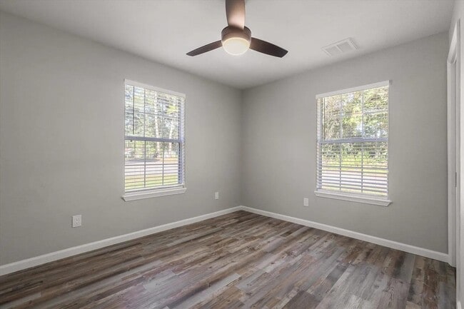 Building Photo - Baltic Avenue