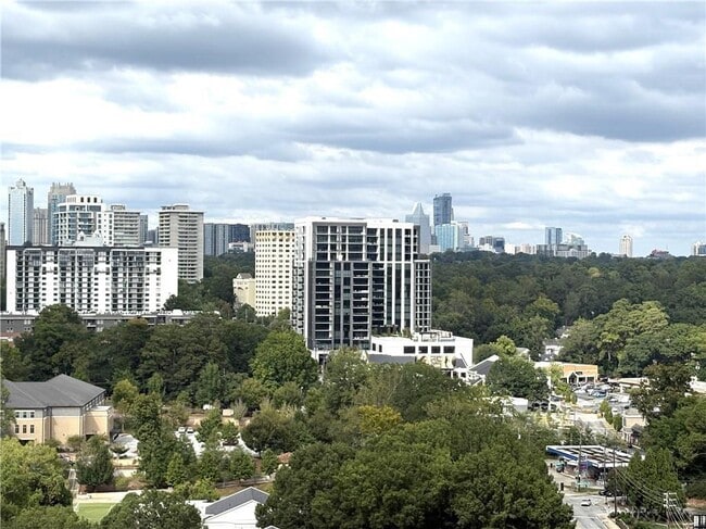 Building Photo - 2233 Peachtree Rd NE