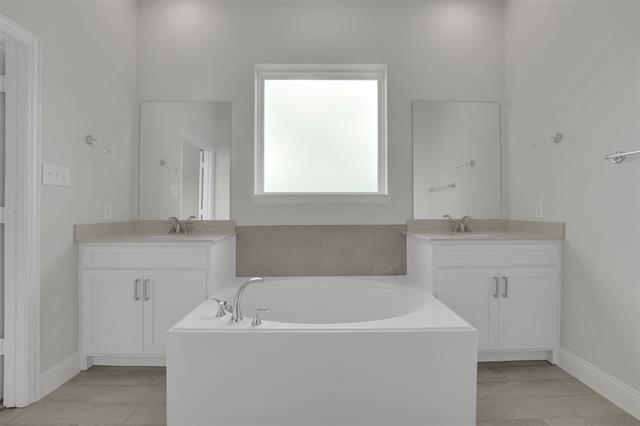 Building Photo - 3122 Ferrero Ln
