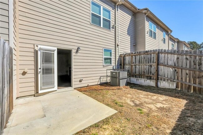 Building Photo - 6433 Scudders Dr
