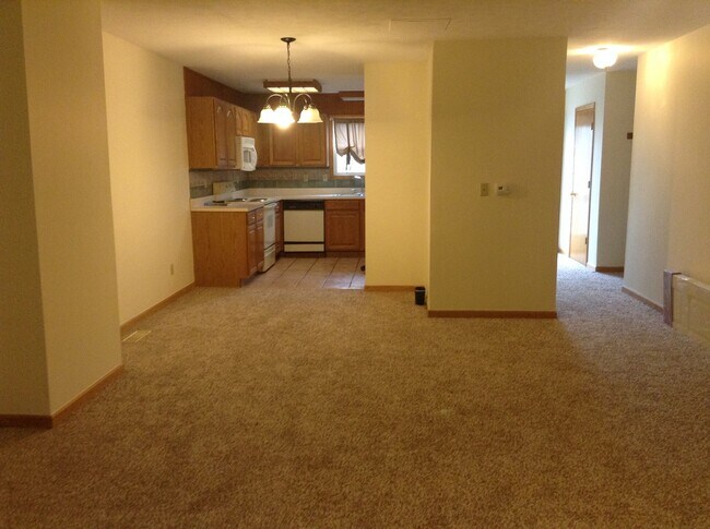 Building Photo - 892 Tremont St