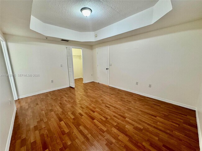 Building Photo - 6520 NW 114th Ave