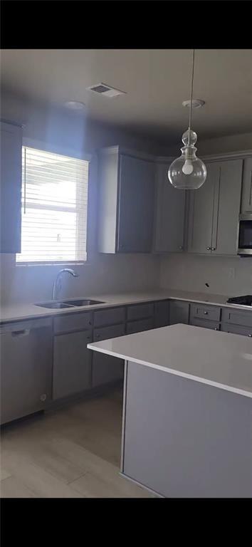 Building Photo - 521 Teversham Dr