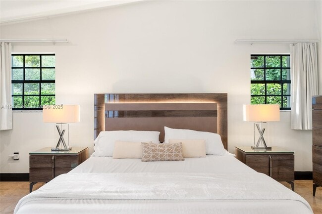 Building Photo - 5424 SW 154th Pl